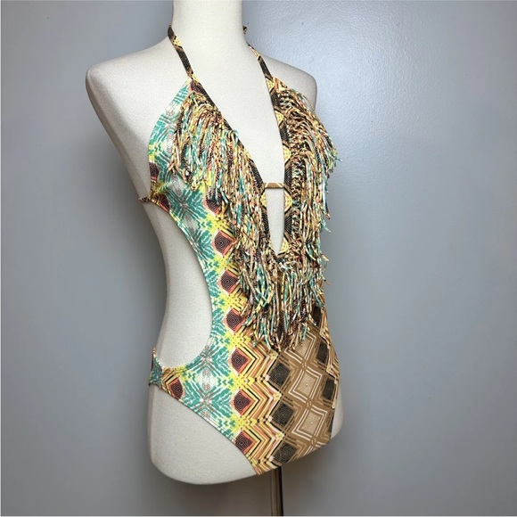 ⭐️NWT⭐️ RVCA "Yatzi" Boho Fringe one-piece swimsuit - Size: S - Picture 8 of 16